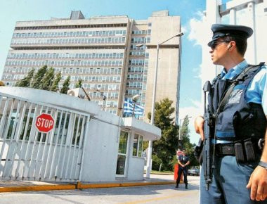 «Πονοκέφαλος» για ΕΥΠ και ΕΛ.ΑΣ: Τουλάχιστον 30 Τούρκοι «πραξικοπηματίες» έχουν περάσει από την Ελλάδα